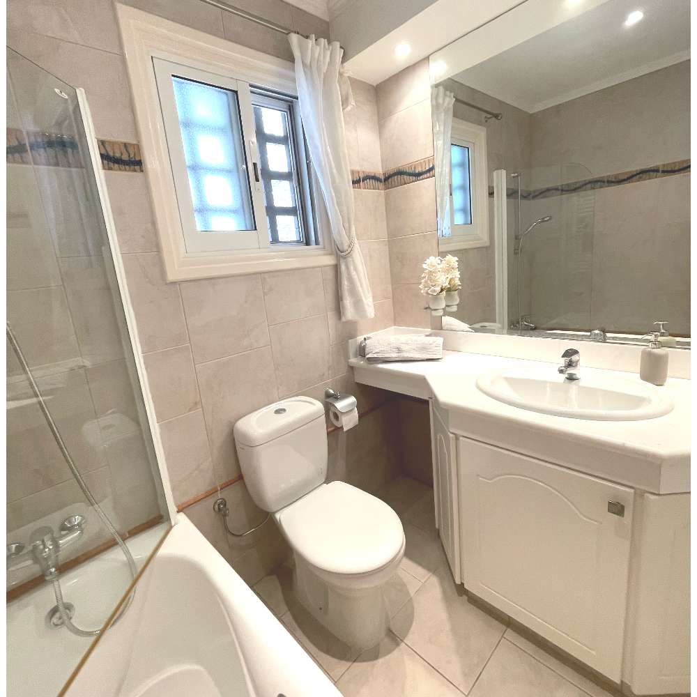 Bath room 1